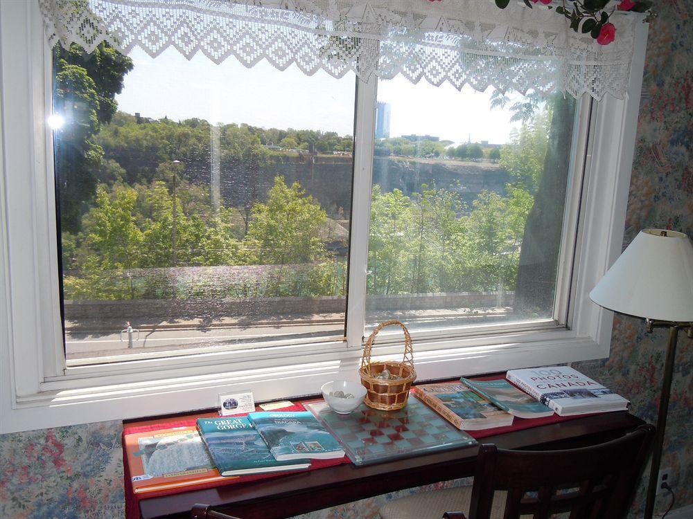 Glen Mhor Bed And Breakfast Niagara Falls Exterior photo